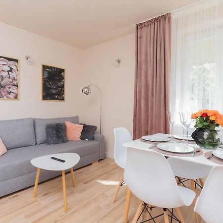 Mokotow Apartments Reytan By Noclegi Renters 华沙 外观 照片