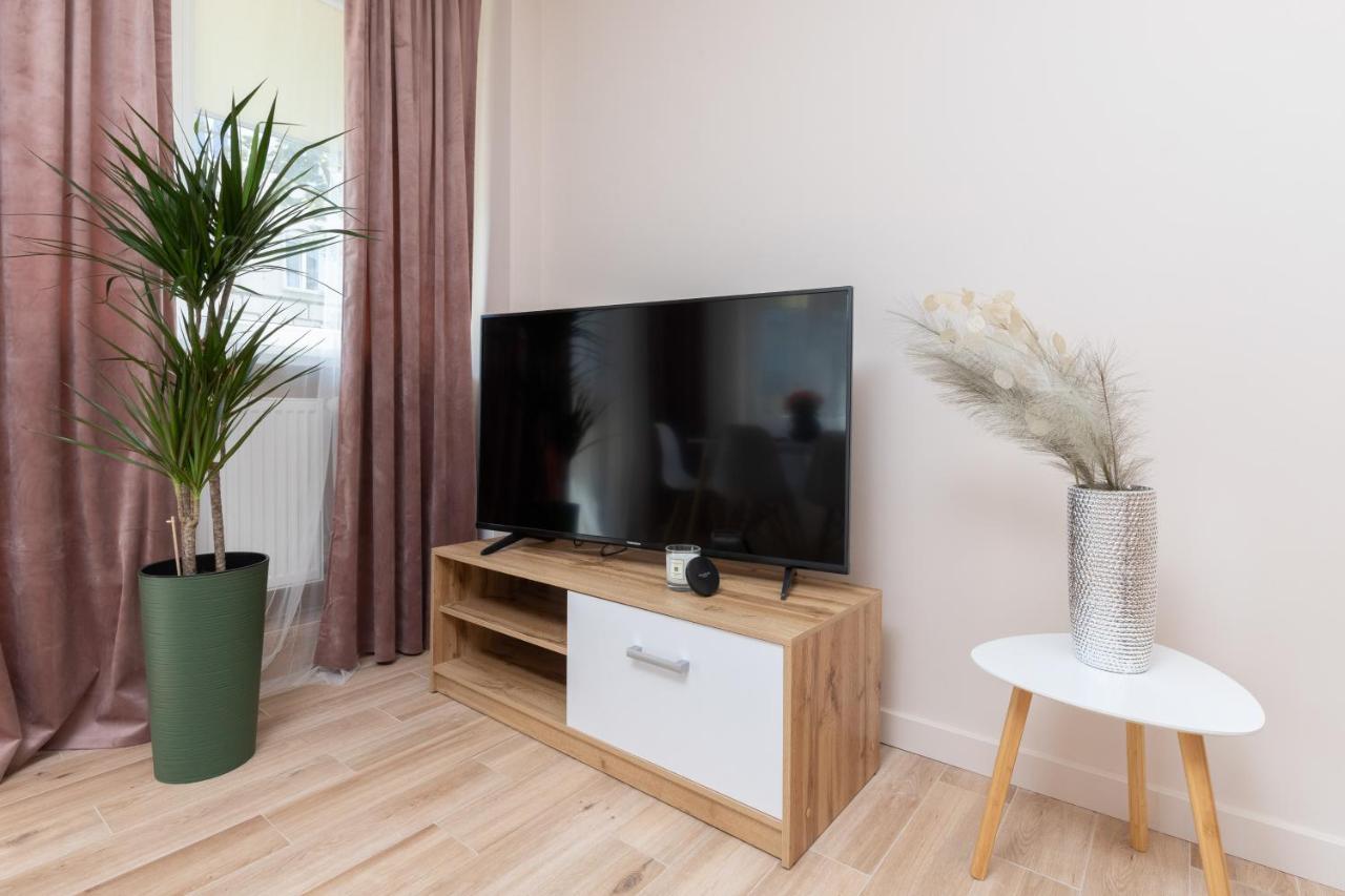 Mokotow Apartments Reytan By Noclegi Renters 华沙 外观 照片